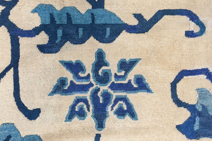 Chinese Rug BB8842