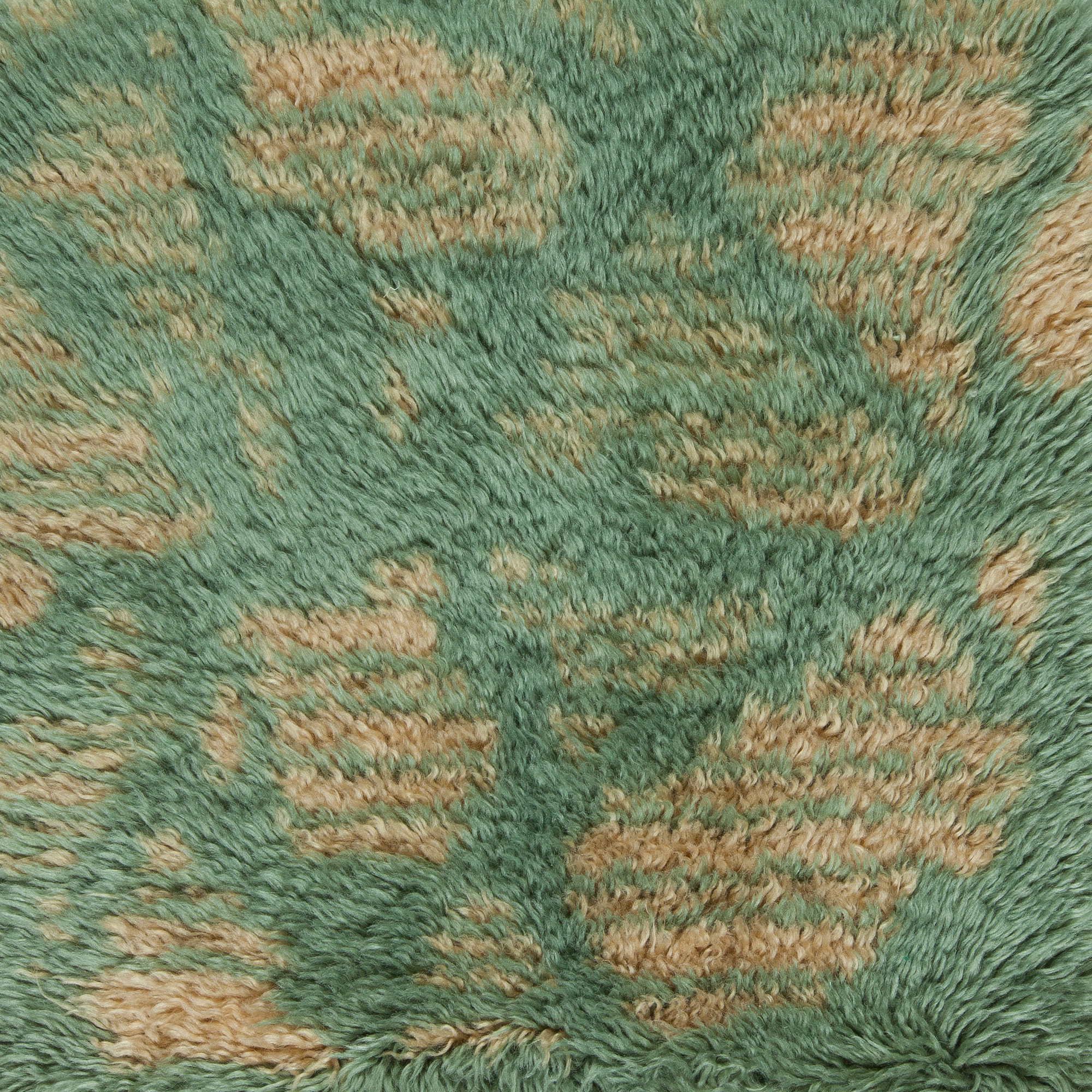 Investing in Luxury with Bespoke Rugs: Evaluating Long-Term Value, Resale Potential, and Preservation