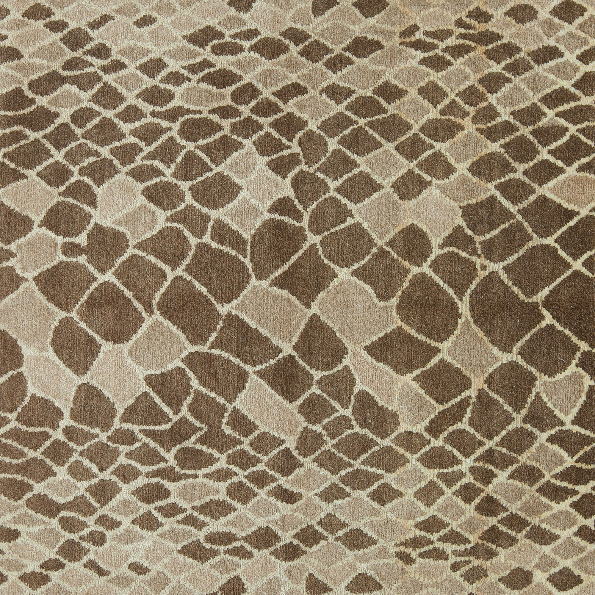 Why Wool Rugs Work So Well in Busy Luxury Homes — Custom area rugs