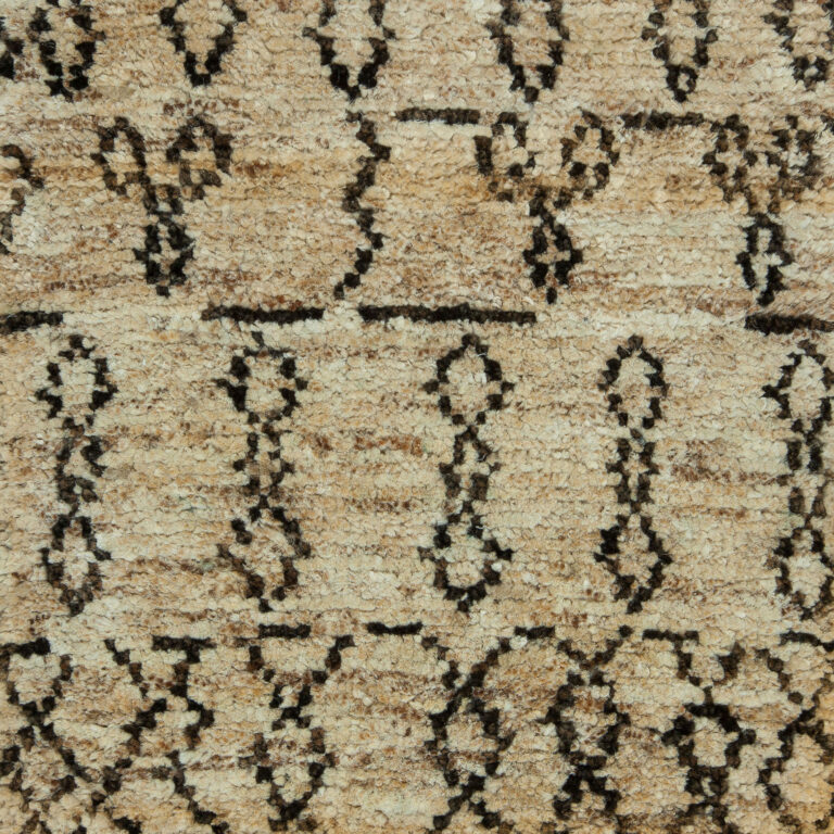 Entryway Custom Rugs That Handle First Impressions and Foot Traffic