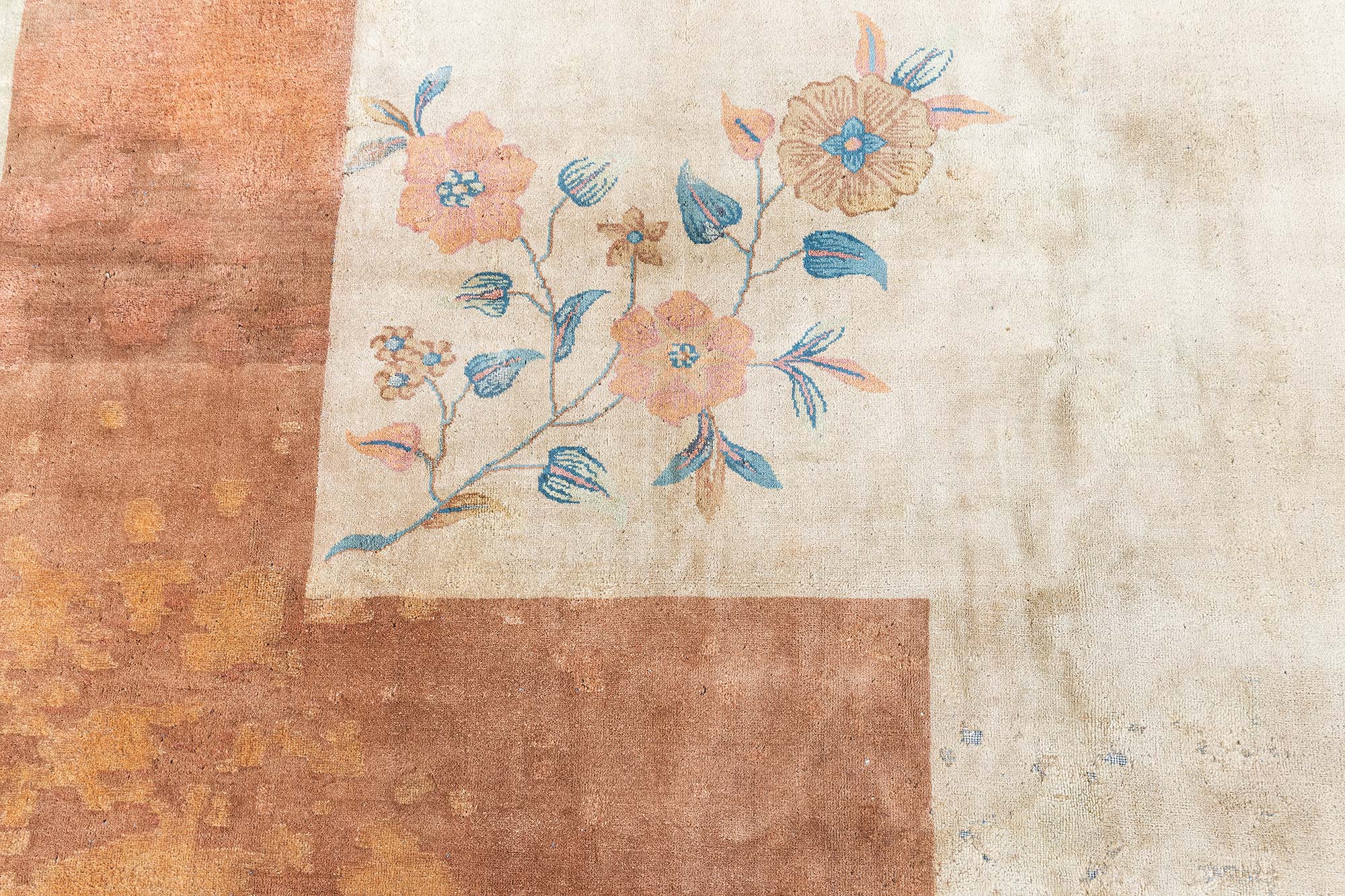 Vintage Indian Art Deco Geometric Oversized Light Beige Hand-Knotted Wool Rug BB9217 Vintage Indian Art Deco Geometric Oversized Light Beige Hand-Knotted Wool Rug BB9217