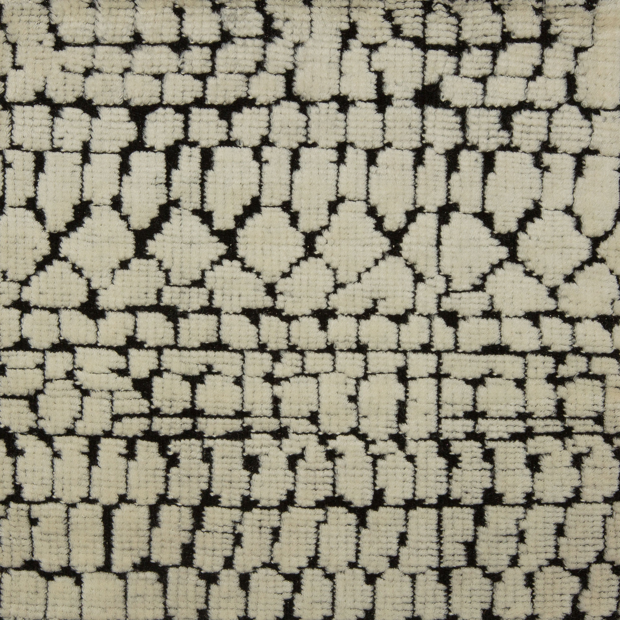 The Return of Ornament on Custom Rugs and Why It Feels Right Now