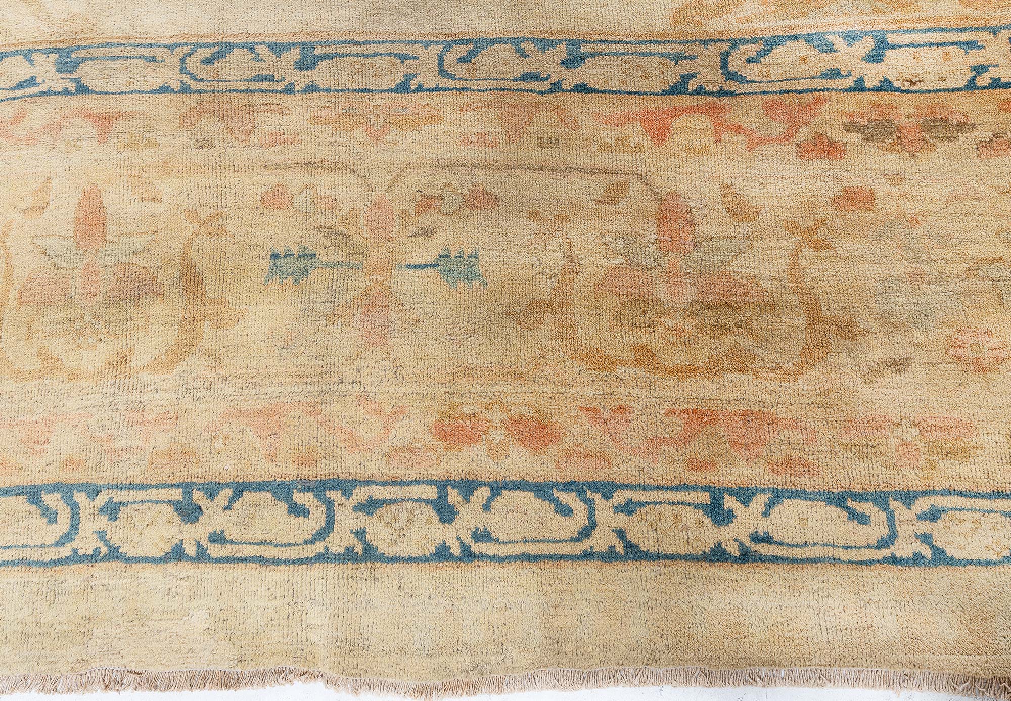 Antique Sultanabad Medallion Light Beige Hand-Knotted Rug BB9219 Antique Sultanabad Medallion Light Beige Hand-Knotted Rug BB9219