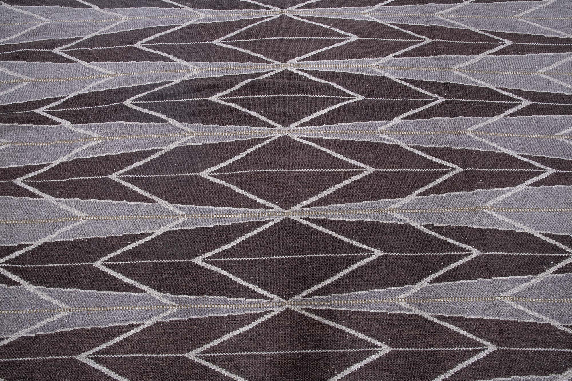 Scandinavian Flatweave Geometric Arrow-Feather Classic Taupe Handmade Wool Rug “Fletch” N13078 Scandinavian Flatweave Geometric Arrow-Feather Classic Taupe Handmade Wool Rug “Fletch” N13078